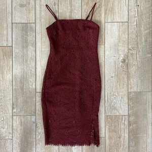 Express Lace Fitted Midi dress